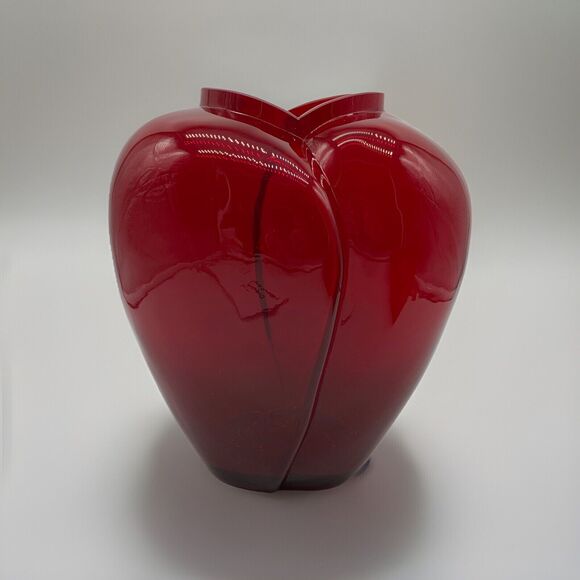 Vintage Salvia Glassworks Ruby Red Heart Shape Vase Hand Blown Czech Republic - Picture 1 of 7